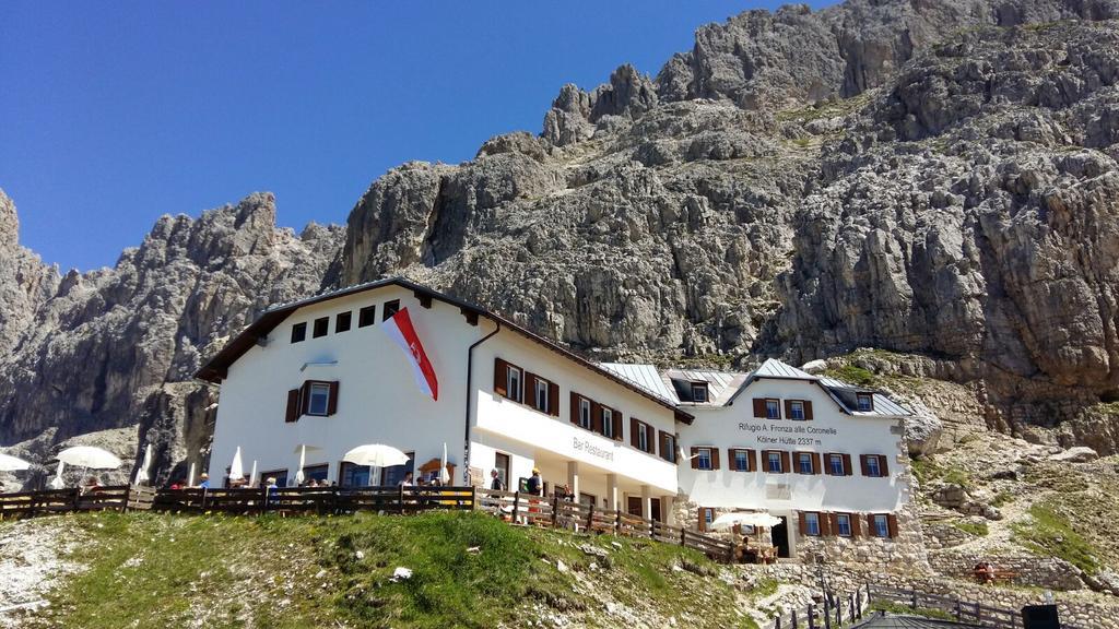 Отель Rifugio Fronza Alle Coronelle - Koelner Huette Нова-Леванте Экстерьер фото